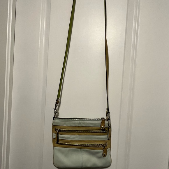 Gently used coach crossbody - Picture 1 of 4